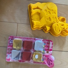 チョコ　グミ　カヌレ　ケーキ型　　　の画像