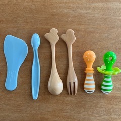ベビー　木製スプーン　フォーク　などの画像