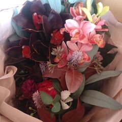 ウェディングブーケ アーティフィシャルフラワー ボルドー 赤の画像