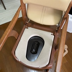 トイレ椅子の画像