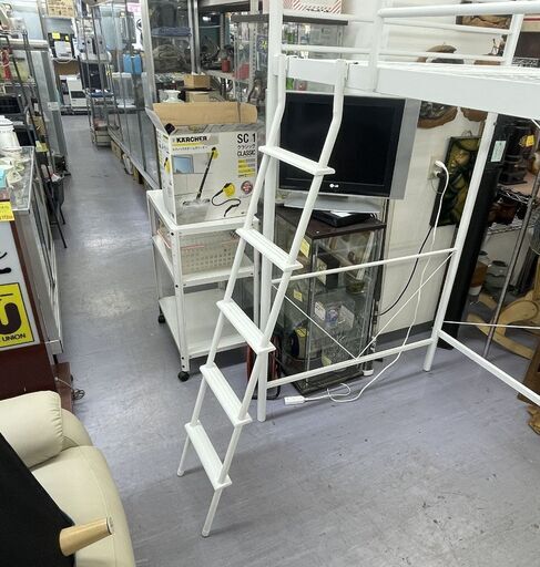 ニトリ ハイベッド セパタ ロフトベッド はしご付き ホワイト スチール パイプ 黒 寝具 家具 札幌市手稲区