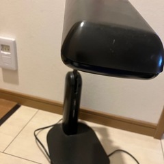 テーブルライト 電気の画像