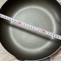 【受け渡し調整済み】フライパン 28cm　蓋つき の画像