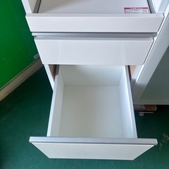 ニトリ ホワイトキッチン収納キャビネットの画像