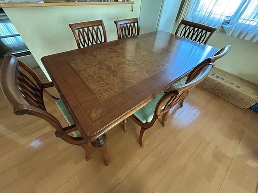 ダイニングテーブル椅子セット売りのみ (せん) 勝田のダイニングセット