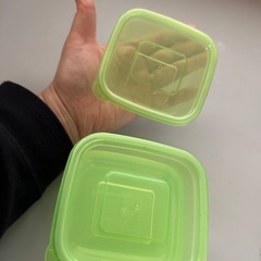 ミニタッパー保存容器4つの画像