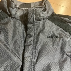美品　アディダス　ジャンパー Sサイズの画像