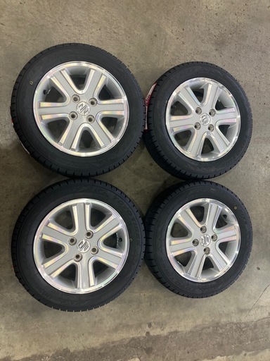 スタッドレスタイヤ、スズキ純正アルミ付き (おっさん) 川西のタイヤ