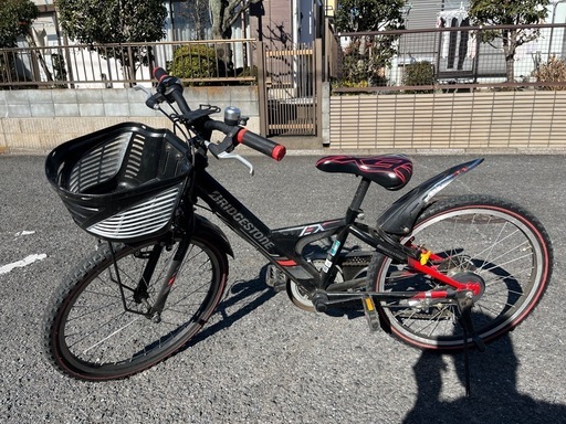 ブリヂストン】ジュニア向け自転車 22インチ黒×赤｜中学生進学に伴う