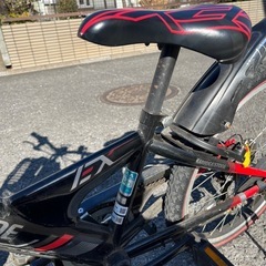 【ブリヂストン】ジュニア向け自転車 22インチ　黒×赤｜中学生進学に伴う買い替えの画像
