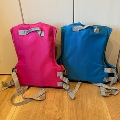 子供用ライフジャケットの画像