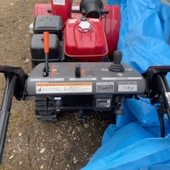 除雪機　ホンダ　　HSS970n
の画像