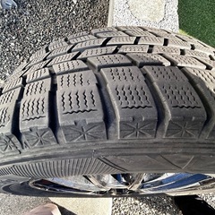 GOODYEARスタッドレス4本セット195/65R15 91Q 　セレナ　未使用チェーン付きの画像