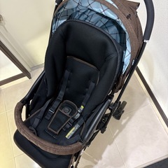 決まりました　ピジョンRunfee（ランフィ）ベビーカー　ブラウ...