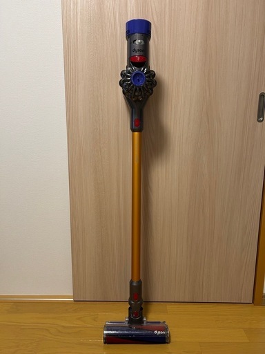 Dyson コードレス スティッククリーナー v8 fluffy extra