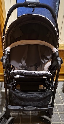 Combi コンビ　エッグショック　ベビーカー