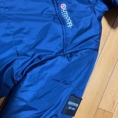 フード付ダウンジャケットの画像