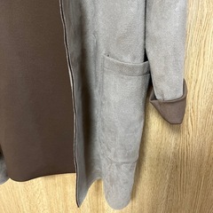ZARA カーディガンの画像