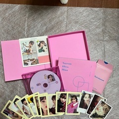 1月中で受付終了　TWICE The 1st Album ピンク K-POP twistagram 中古品の画像