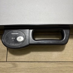 ズボンプレッサー東芝TOSHIBAスーツパンツの画像