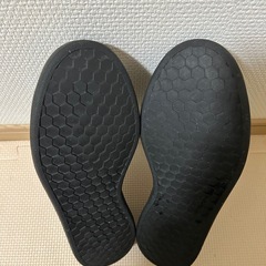 ほぼ新品　adidas スニーカー　黒　27cmの画像