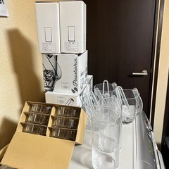 新品　　　　　灰皿6個　　水差し2個アイスボック3個の画像