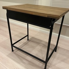 パソコンデスク・勉強机の画像