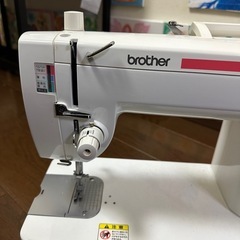 brother 職業用ミシンの画像