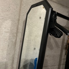 衣装ハンガー　鏡付きの画像