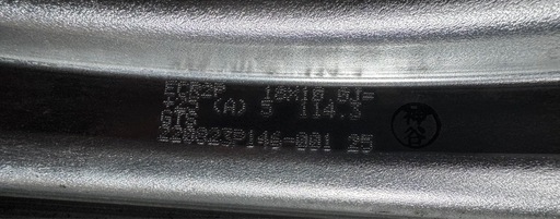 ワークエモーション　CR2P 10.0j イン25 PCD114.3 ２本　美品