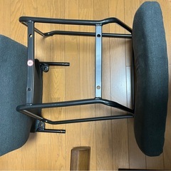 クッション付きチェアの画像