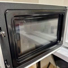 【港区/動作良好2024年製】シンプルで使いやすい電子レンジ（ツインバード/東日本50Hz）清掃済みの画像