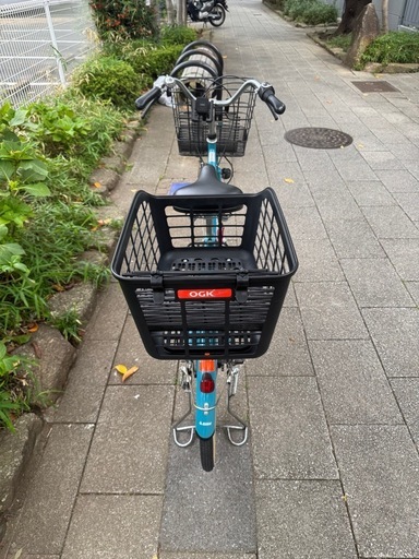 シティサイクル(26インチ お買い得品 オートライト 内装変速3段