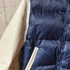 美品sacai  袖レザースタジャンの画像