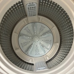 AQUA 縦型洗濯機の画像