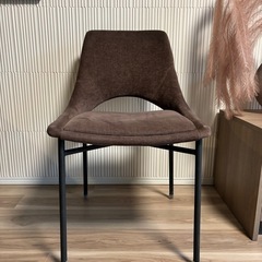 ダイニングチェア2脚　ブラウン・黒アイアン脚　の画像