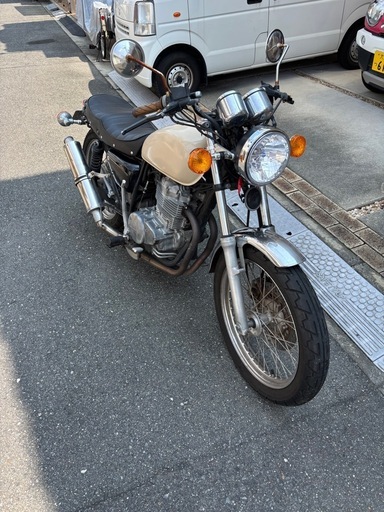 ホンダ　CB400SS