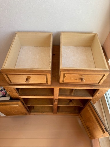 木製ディスプレイキャビネット ガラス扉付き　※ブランテリア 木製ディスプレイキャビネット ガラス扉付き ※ブランテリア 木製