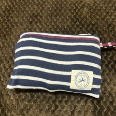 授乳ケープ　ボーダー　収納ケース付き　ポンチョ型の画像