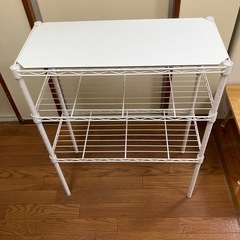 スチールラックの画像