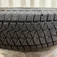 ブリザック　スタッドレスタイヤ、ホイール4本セット（ジムニーシエラ で使用）の画像