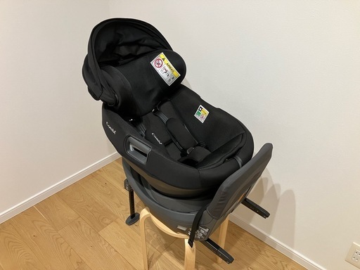 チャイルドシートCombi THE S plus ISOFIX エッグショック ZB-750
