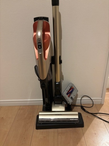 HITACHI 充電式掃除機　ジャンク品 HITACHI 掃除機ジャンク品 (まー) 桜町の生活家電《掃除機》の中古