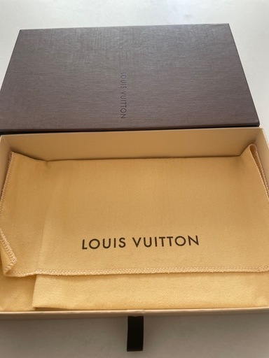 Louis Vuitton レッド 長財布