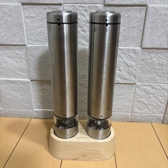 【新品・未使用】Russell Hobbs 電動ペッパーミルセットの画像