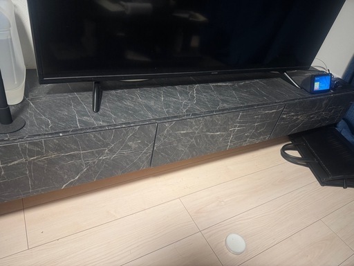テレビ台　55型テレビ乗る　売れました