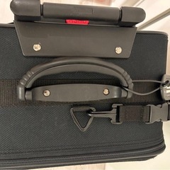 【値下げ中
】adidas ブラック キャリーケース の画像