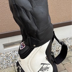 TaylorMade テーラーメイド ゴルフバッグの画像