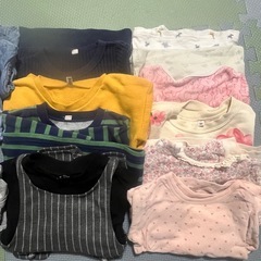 女子の中子洋服の画像