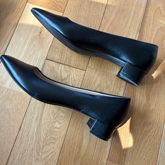 23センチ　レディースパンプスの画像